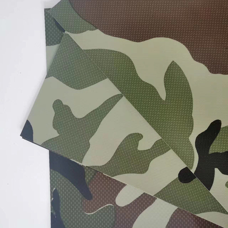 Bâches de polyester enduites de PVC de poussière de camouflage